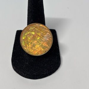 Elegant Gold-Toned Women's Ring